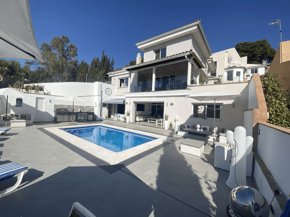 House - Detached Villa for sale in Torremolinos