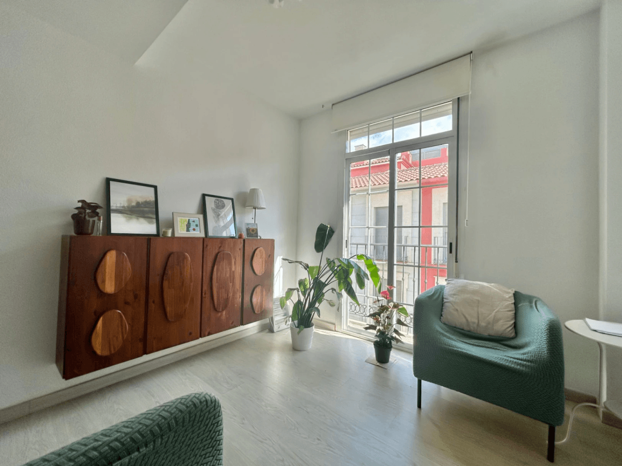 Apartment for sale with tourist license.