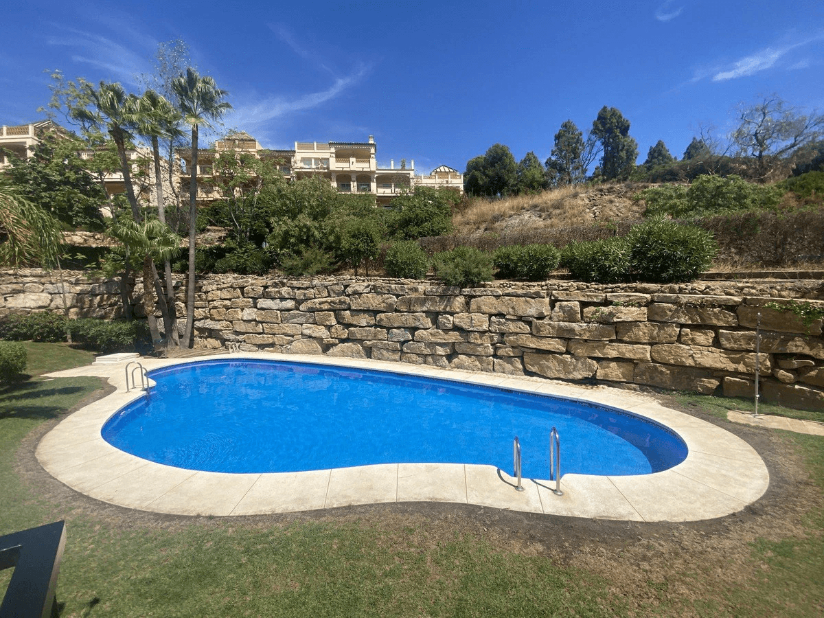 Duplex for sale in Benalmadena