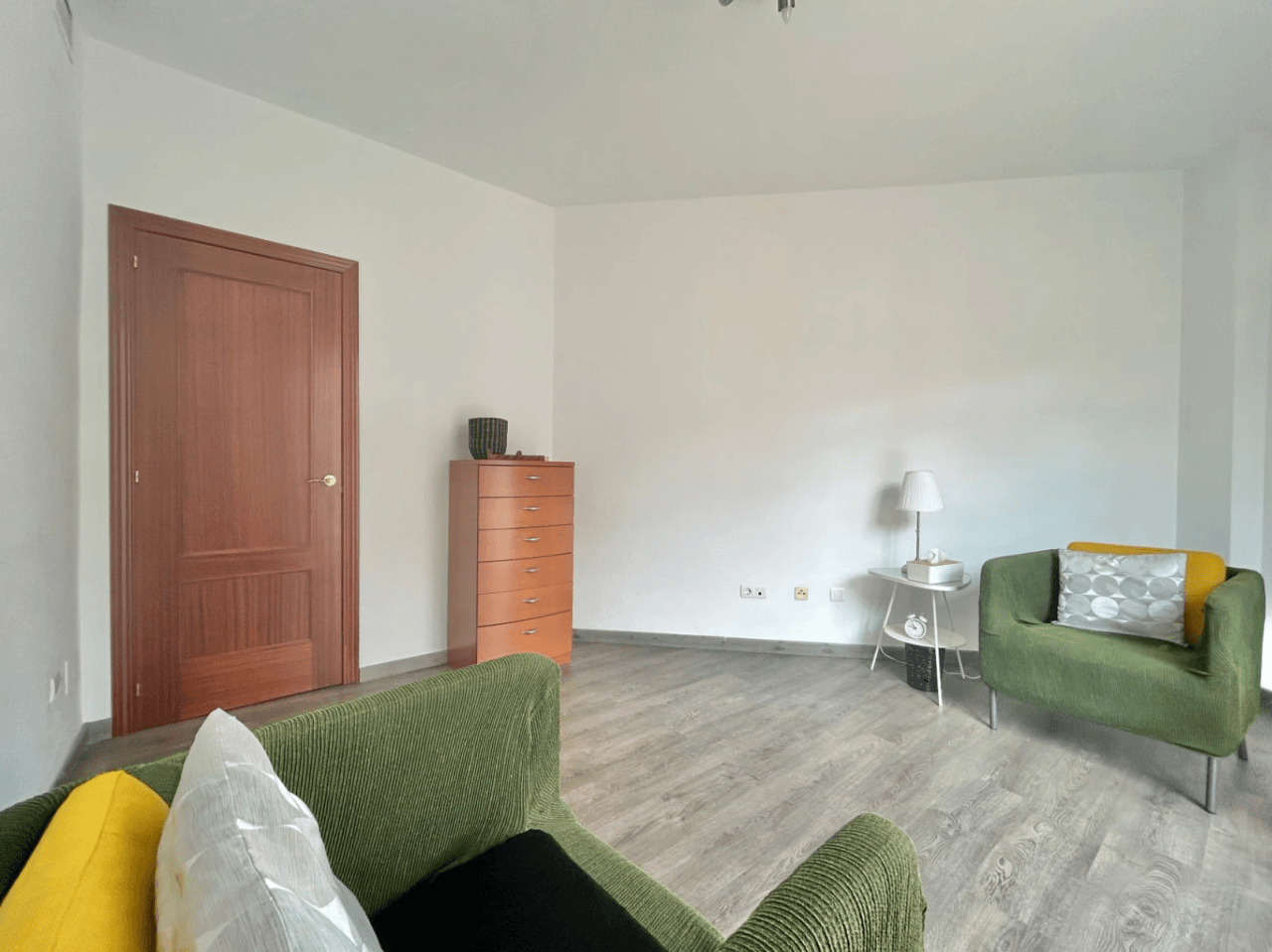 Apartment for sale with tourist license.