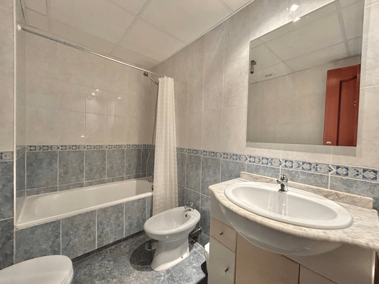 Apartment for sale with tourist license.