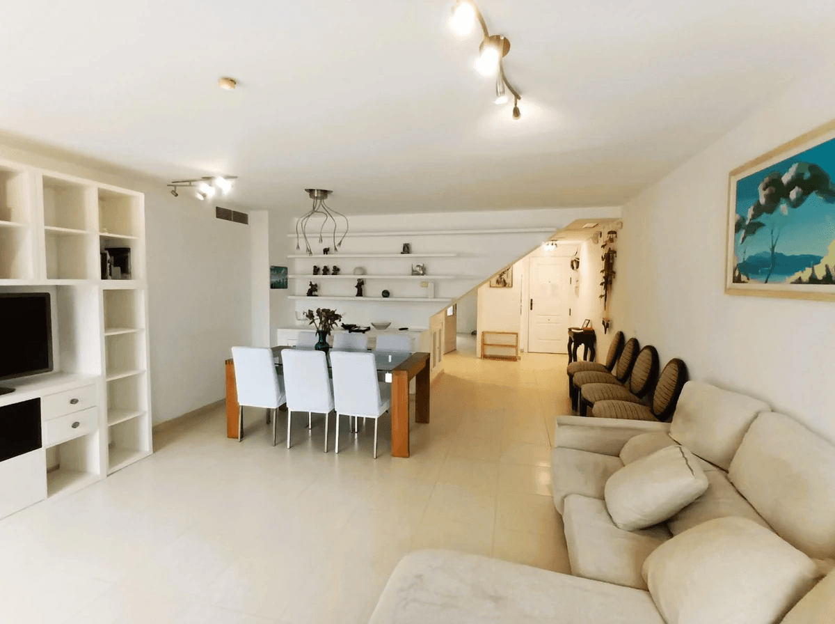 Duplex for sale in Benalmadena