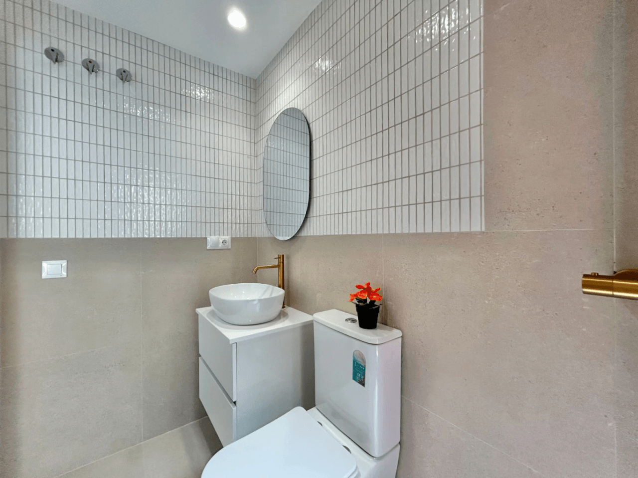 Studio with terrace for sale