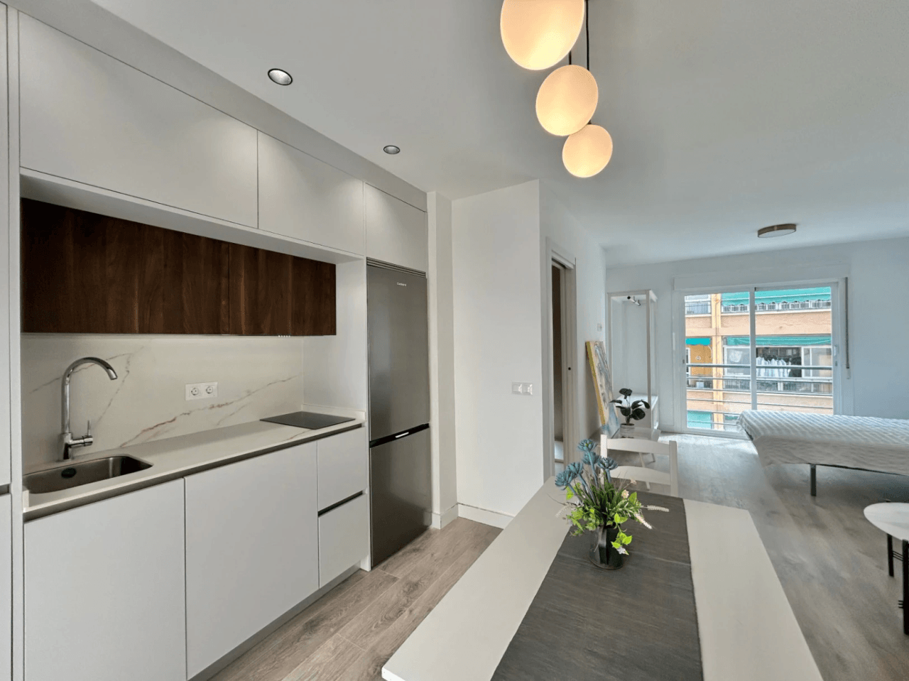 Studio with terrace for sale