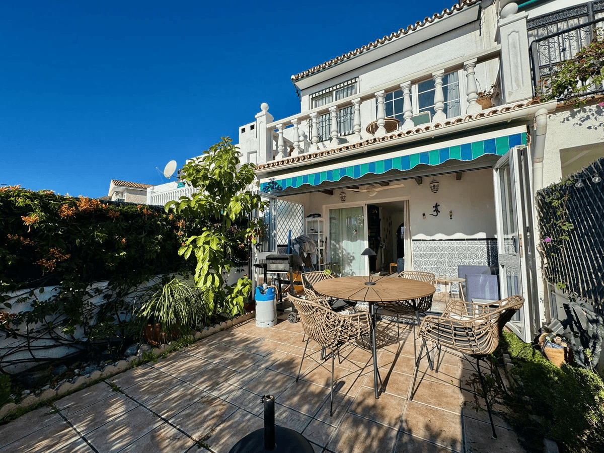 Terraced house for sale in Benalmadena