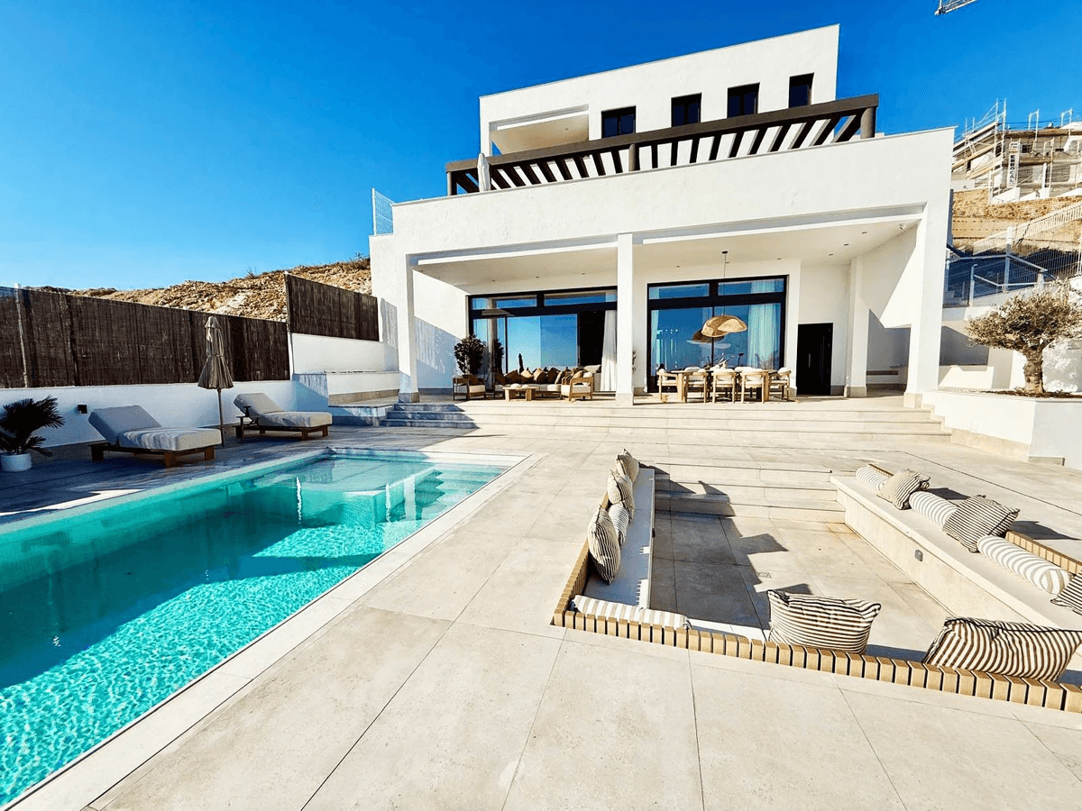 Casa pareada en venta en Benalmadena