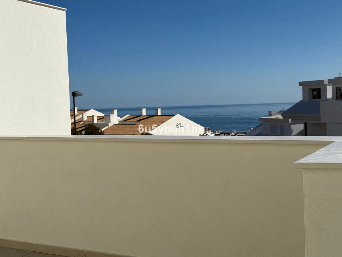 Terraced house for sale in Benalmadena