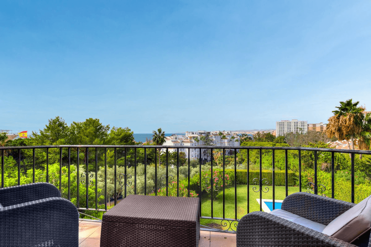 Semi-detached house for sale in Benalmadena