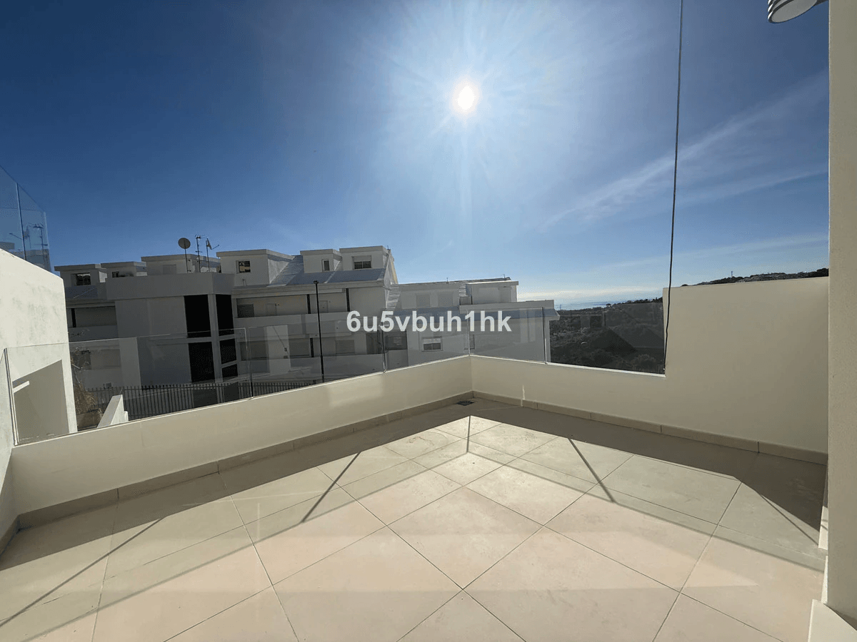 Terraced house for sale in Benalmadena