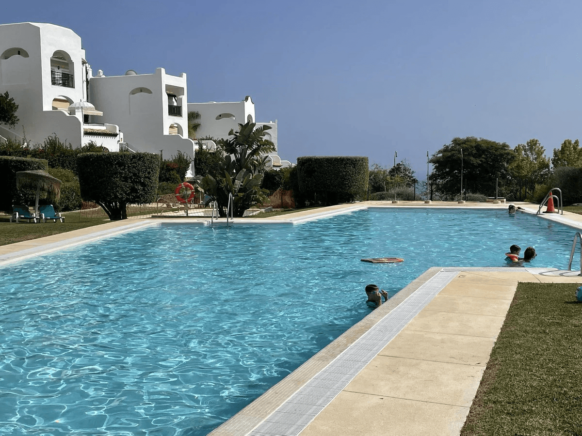 Ground floor for sale in Benalmadena