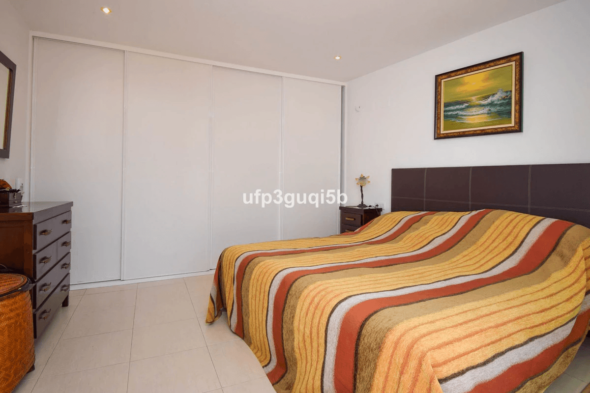 Apartment for sale in Benalmadena