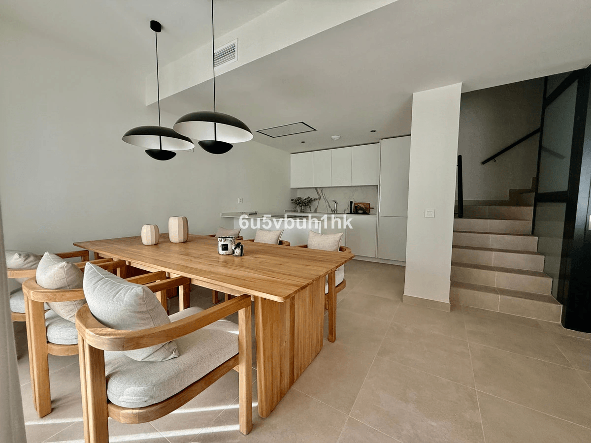 Terraced house for sale in Benalmadena