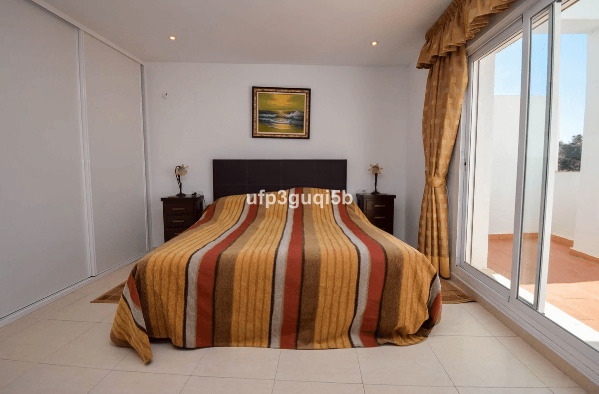Apartment for sale in Benalmadena