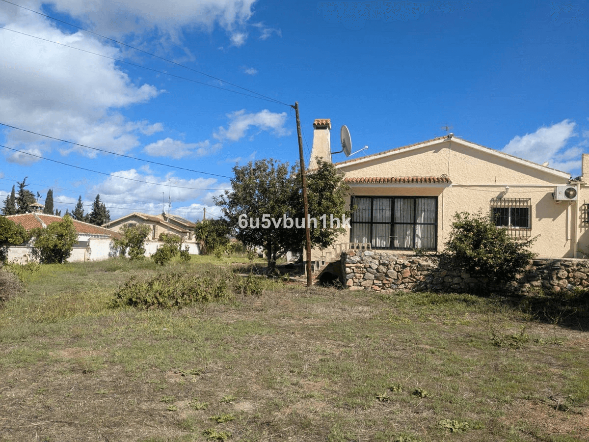 Semi-detached house for sale in Alhaurín El Grande