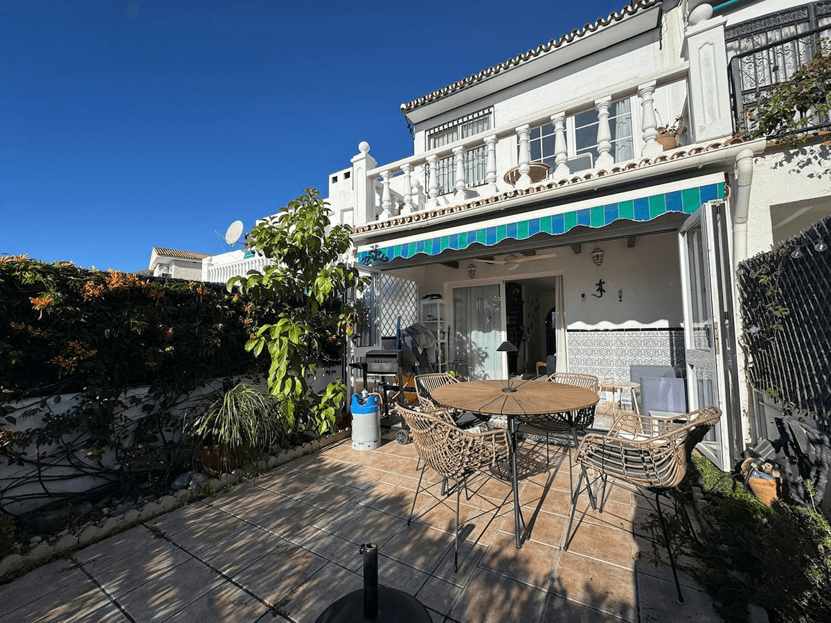 Terraced house for sale in Benalmadena