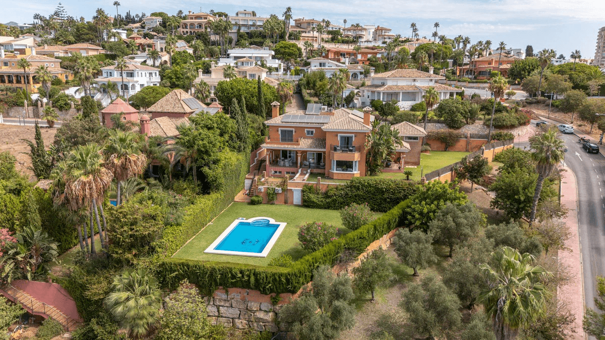 Semi-detached house for sale in Benalmadena