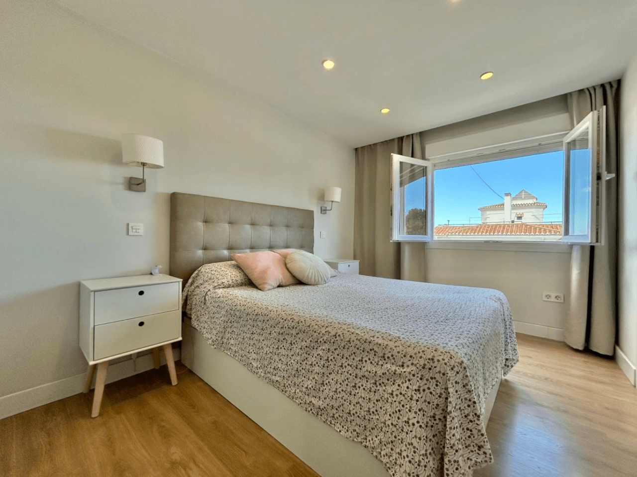 Apartment for sale in Churriana