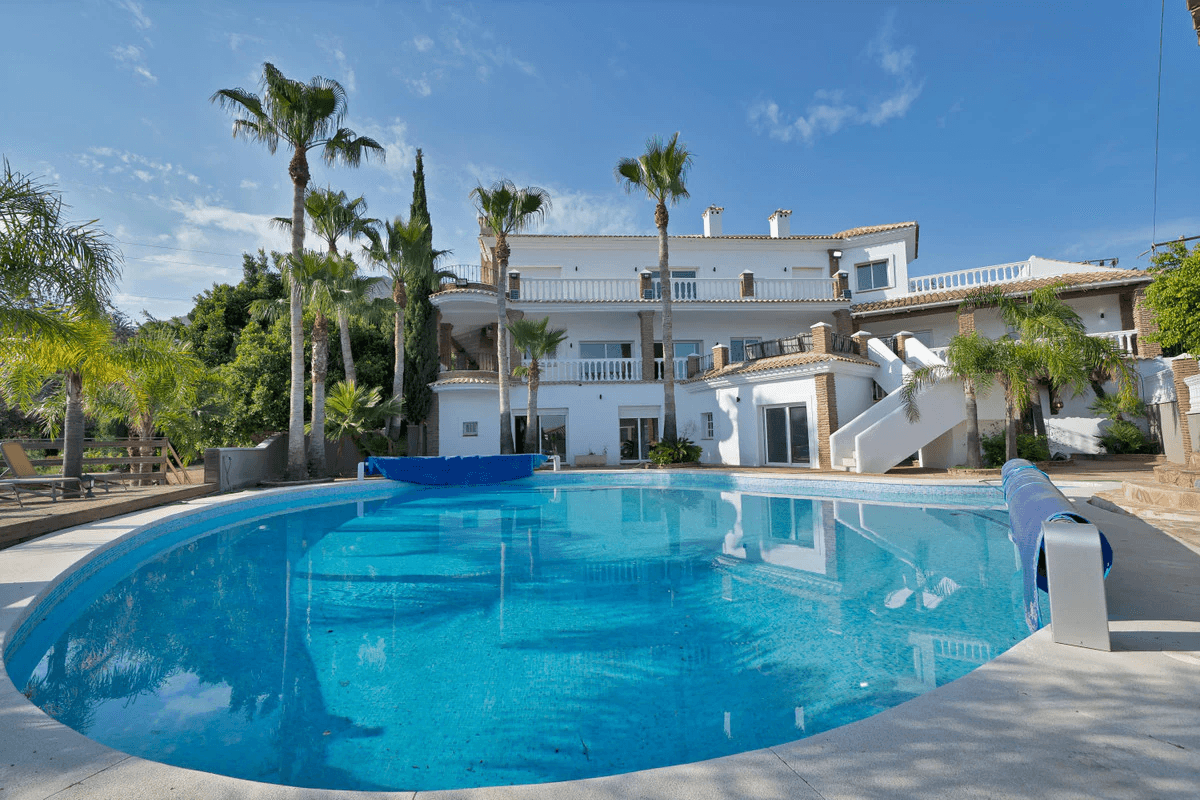 Halfvrijstaande woning te verkoop in Benalmadena
