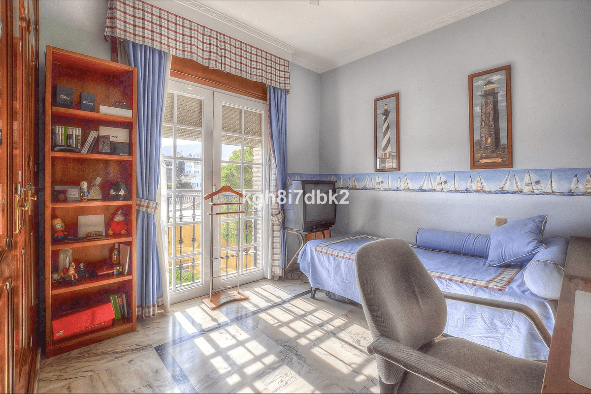 Tofamilieshus til salg i Benalmadena