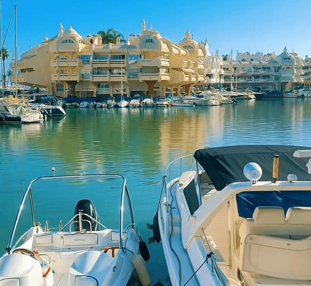 Apartment for sale in Benalmadena