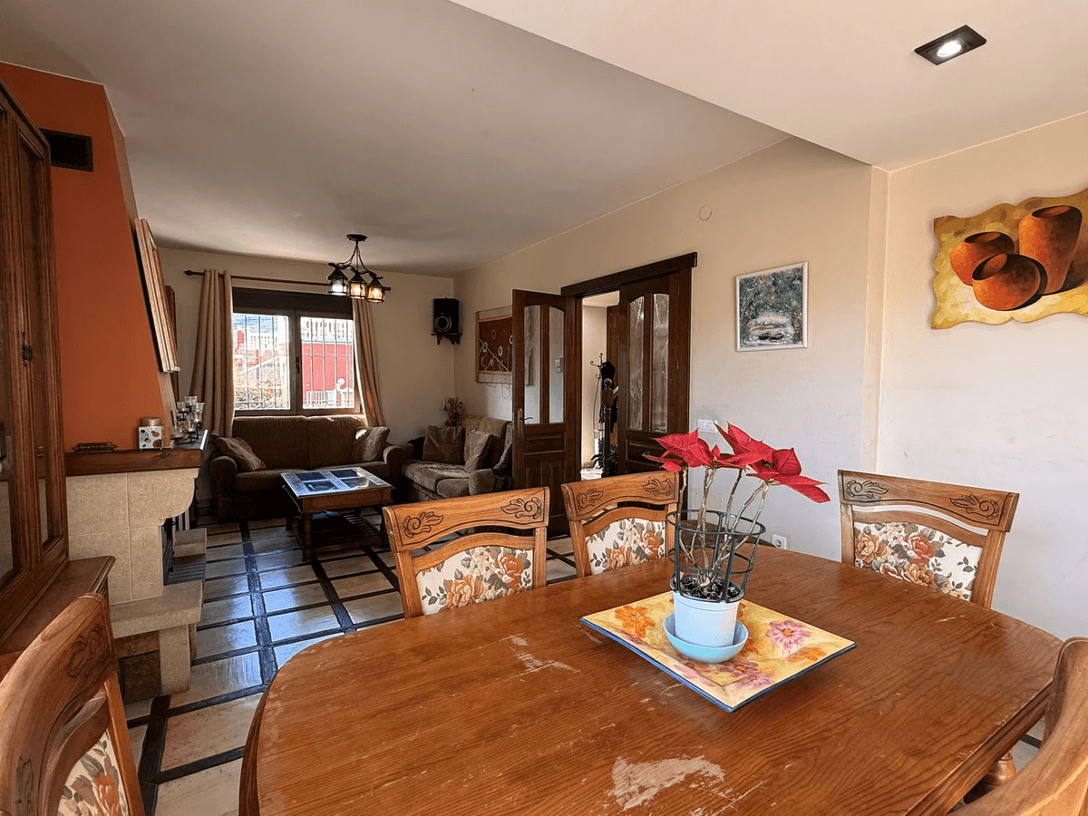 Halfvrijstaande woning te verkoop in Torremolinos