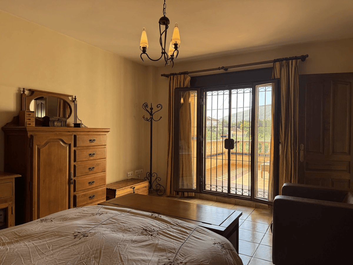 Halfvrijstaande woning te verkoop in Torremolinos