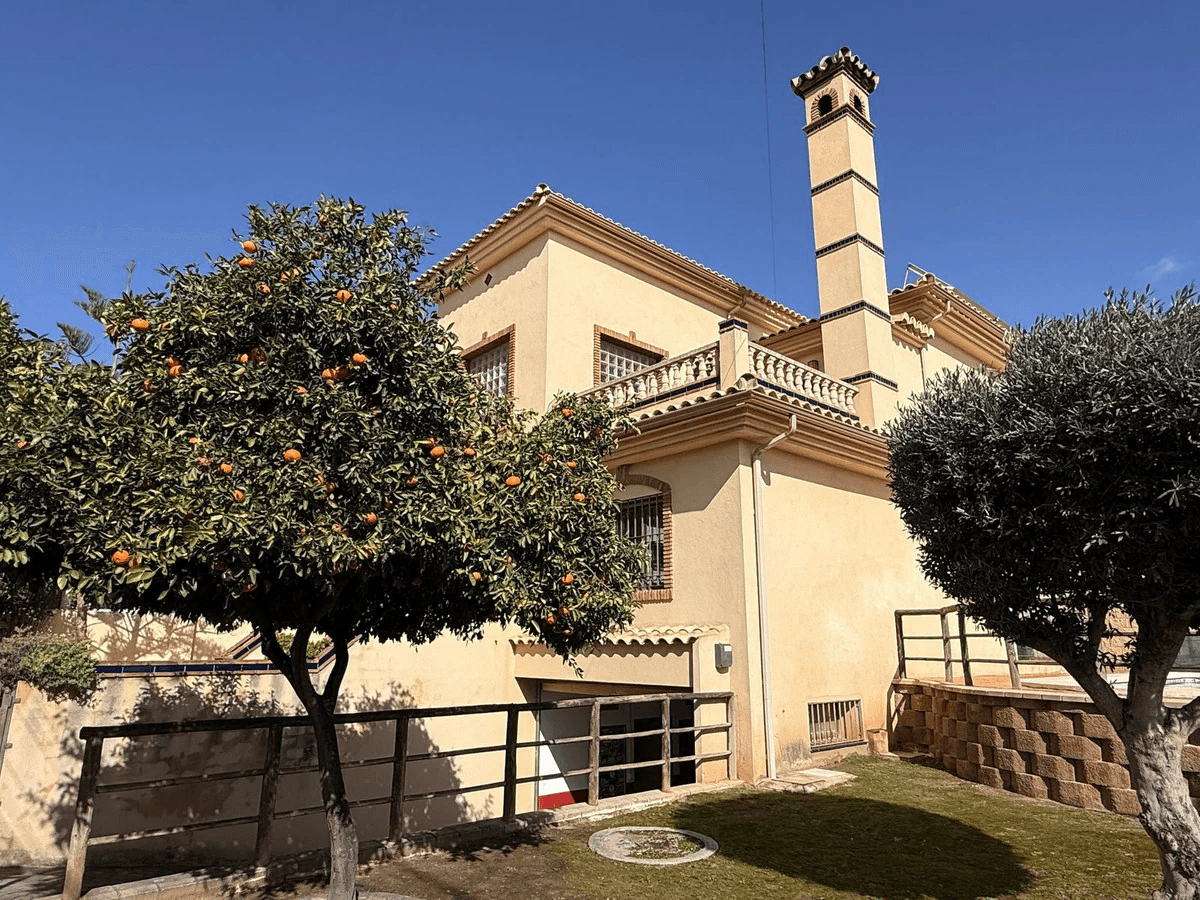 Halfvrijstaande woning te verkoop in Torremolinos