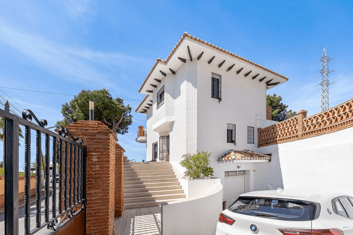 Semi-detached house for sale in Benalmadena