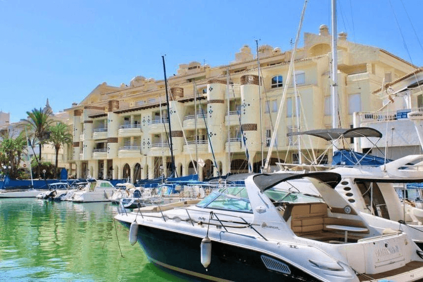 Penthouse à la vente à Benalmadena