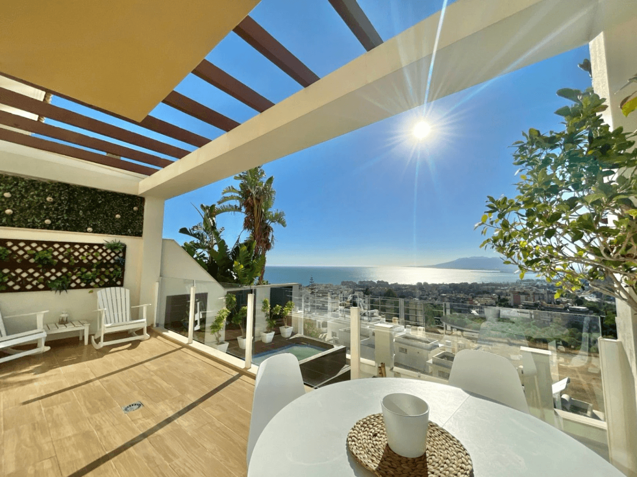 Chalet for sale in Málaga East