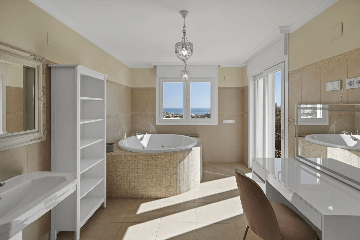 Maison jumelée à la vente à Benalmadena