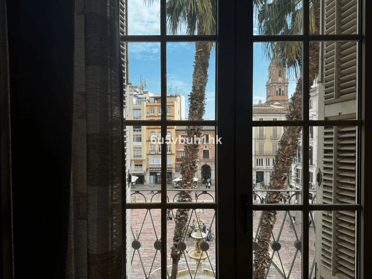 Ground floor for sale in Málaga