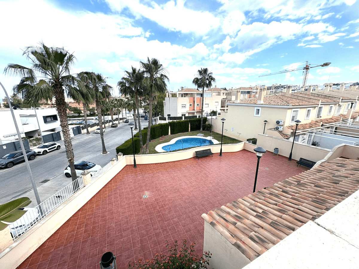 Geschakelde woning te verkoop in Torremolinos