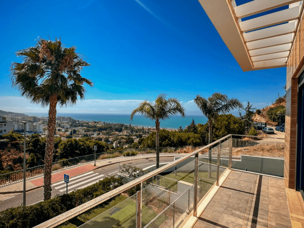 Exclusive semi-detached villa with stunning sea views in East Málaga