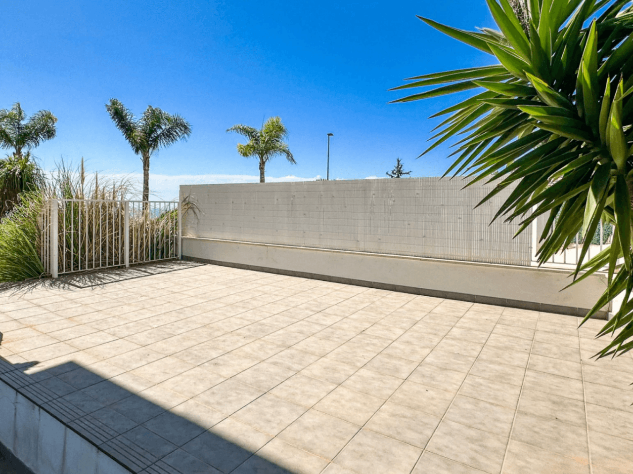 Exclusive semi-detached villa with stunning sea views in East Málaga