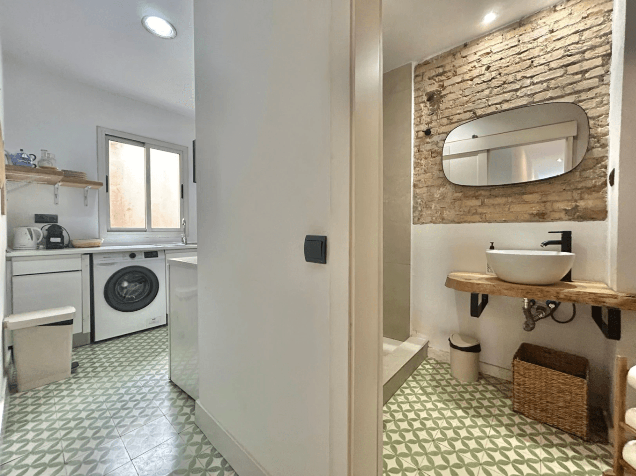 Apartment for sale with tourist license.