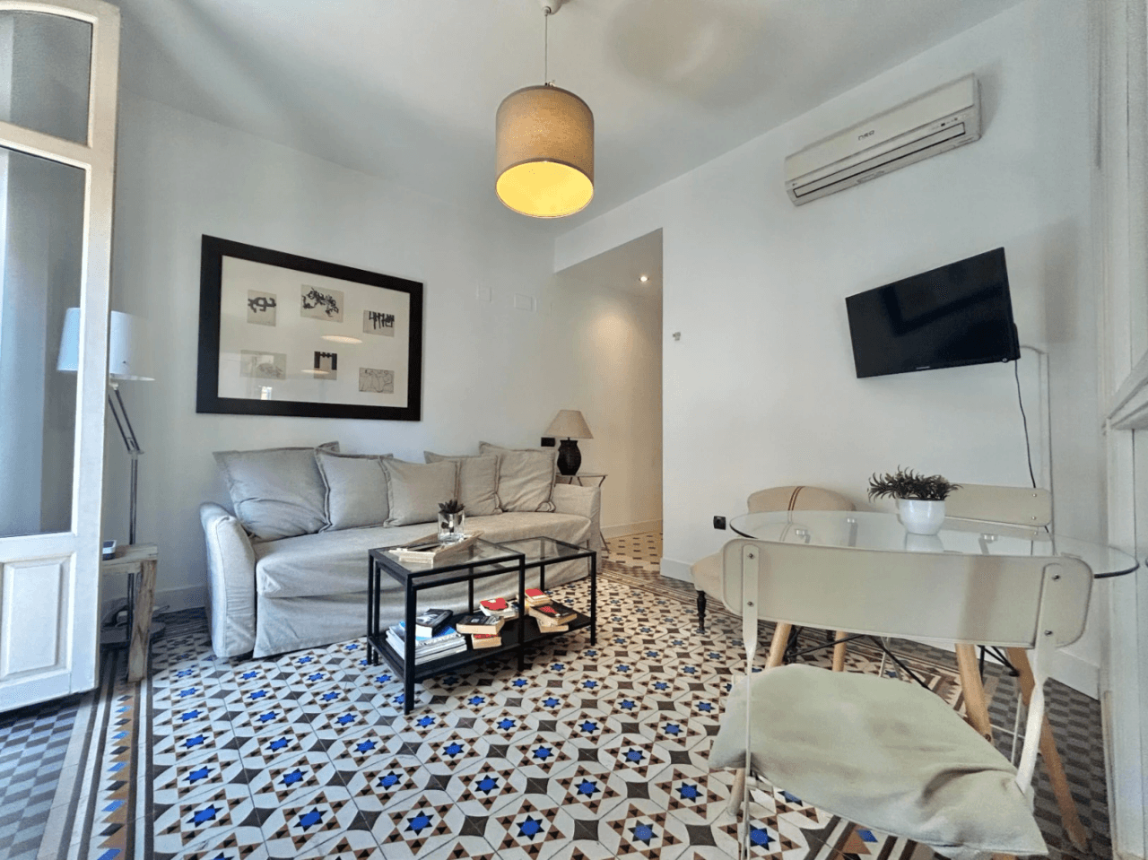 Apartment for sale with tourist license.